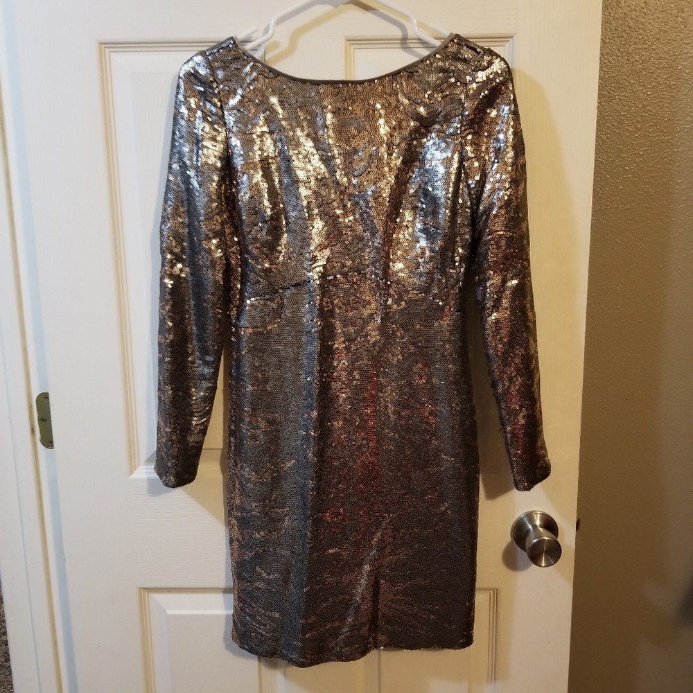 Jessica Simpson. SIZE 4 Sequin party dress